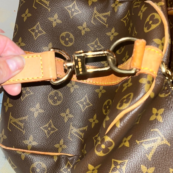 Louis Vuitton Monogram Keepall 50 - Picture 12 of 12